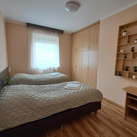 Sunrise Apartment *